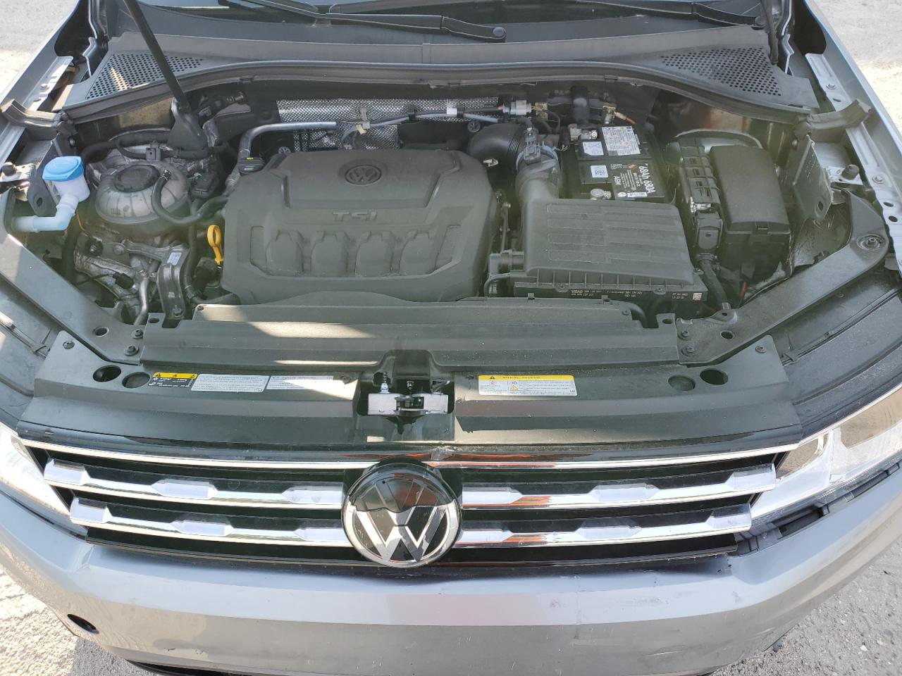 3VV2B7AX4LM144886 2020 Volkswagen Tiguan Se