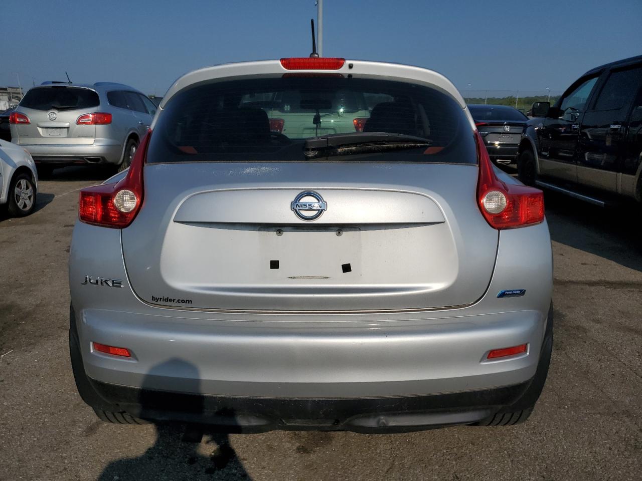 2014 Nissan Juke S vin: JN8AF5MR4ET351433