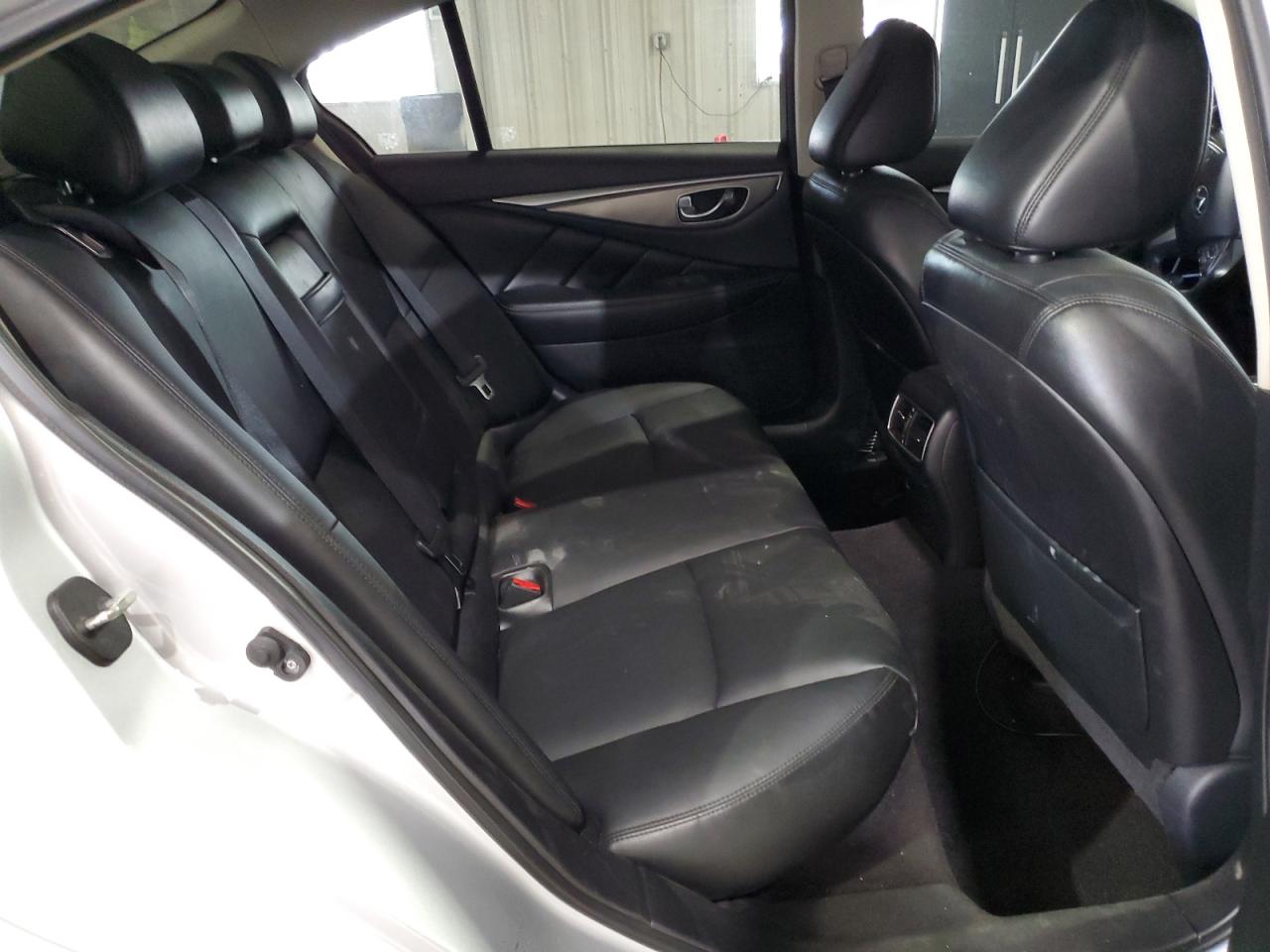 JN1BV7AR1FM407989 2015 Infiniti Q50 Base