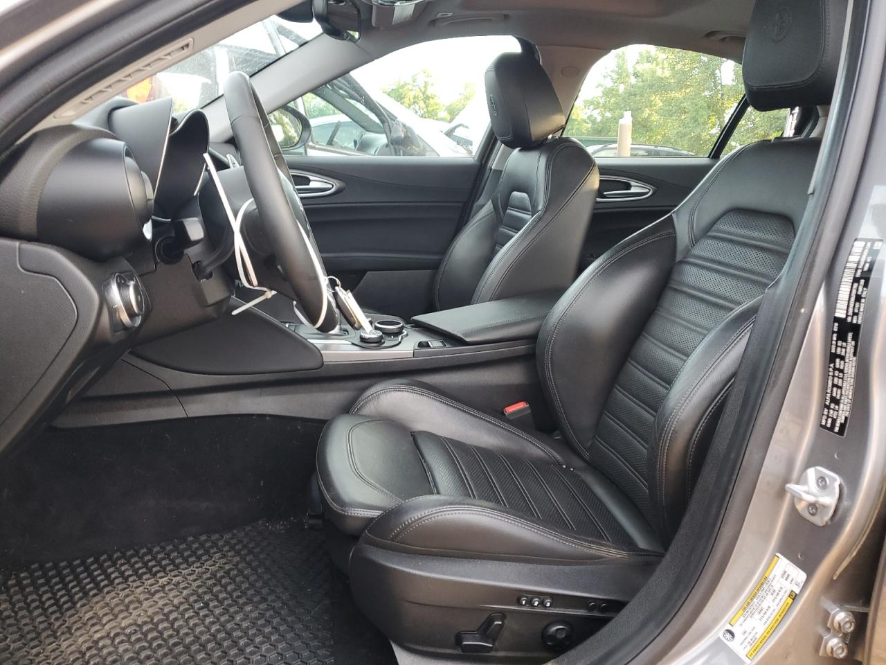 ZARFAEENXJ7597763 2018 Alfa Romeo Giulia Ti Q4