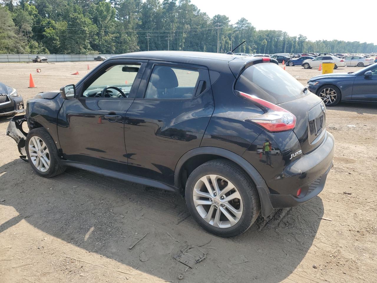 2015 Nissan Juke S vin: JN8AF5MR9FT510755