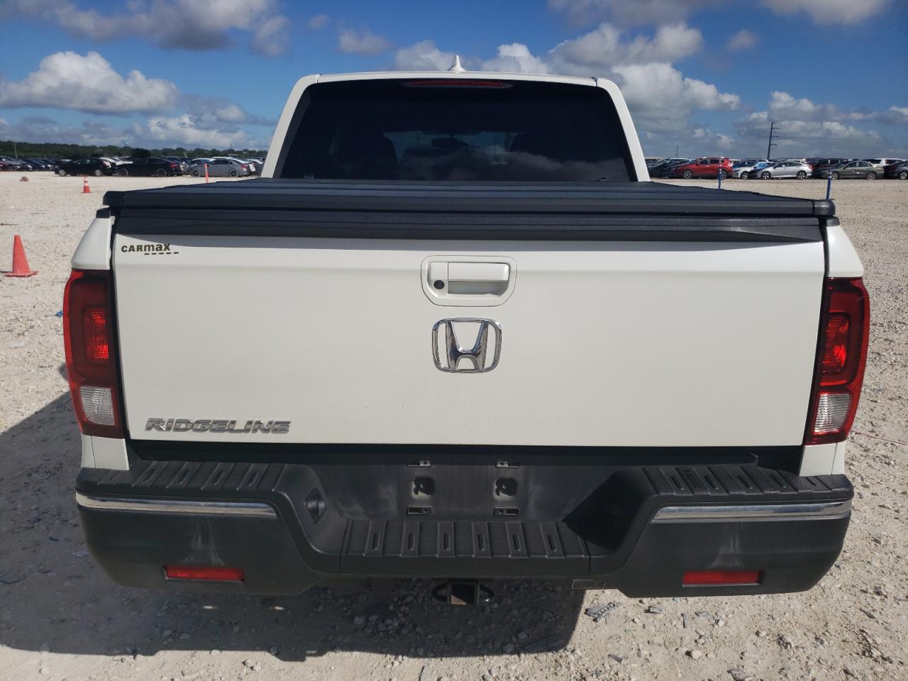 5FPYK2F55HB007574 2017 Honda Ridgeline Rtl