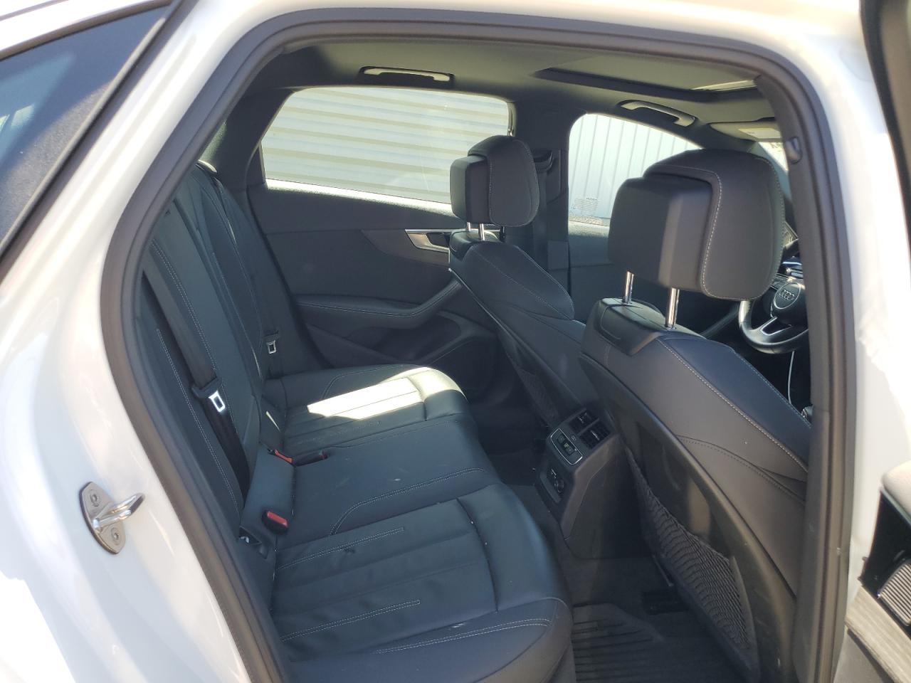 WAUEAAF42NN007686 2022 Audi A4 Premium Plus 45