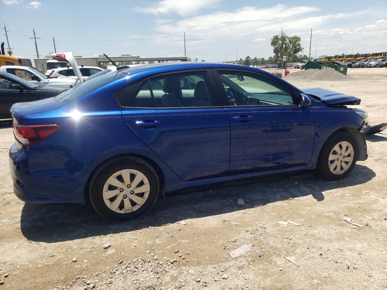 3KPA24AB3JE125623 2018 Kia Rio Lx