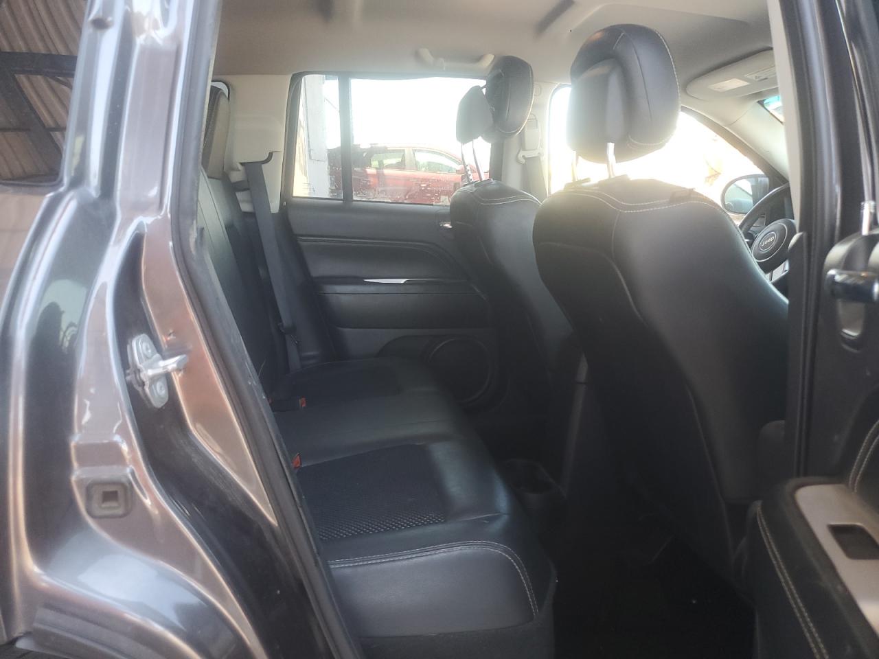 1C4NJCEA9GD640801 2016 Jeep Compass Latitude