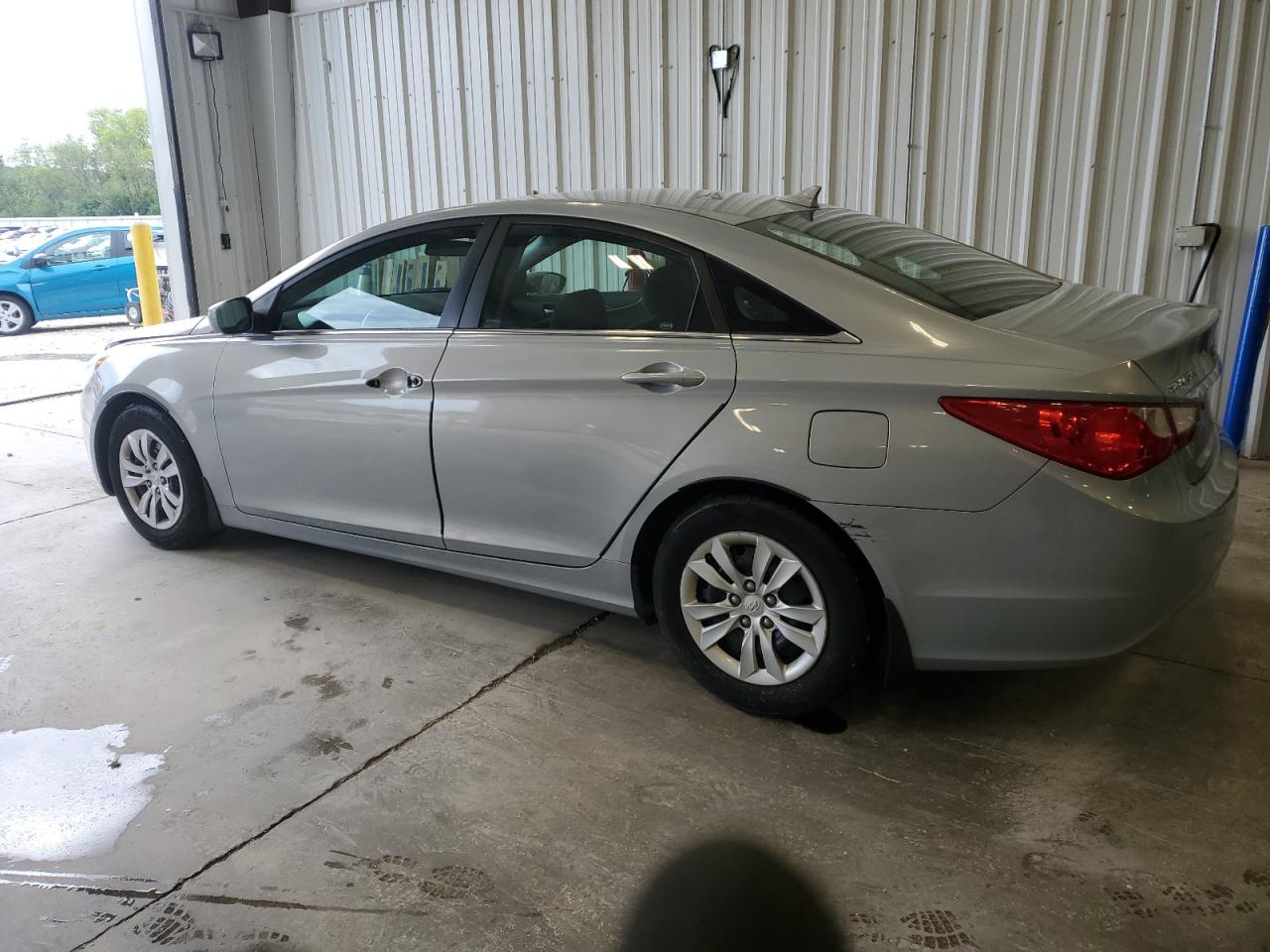 5NPEB4AC1BH174990 2011 Hyundai Sonata Gls