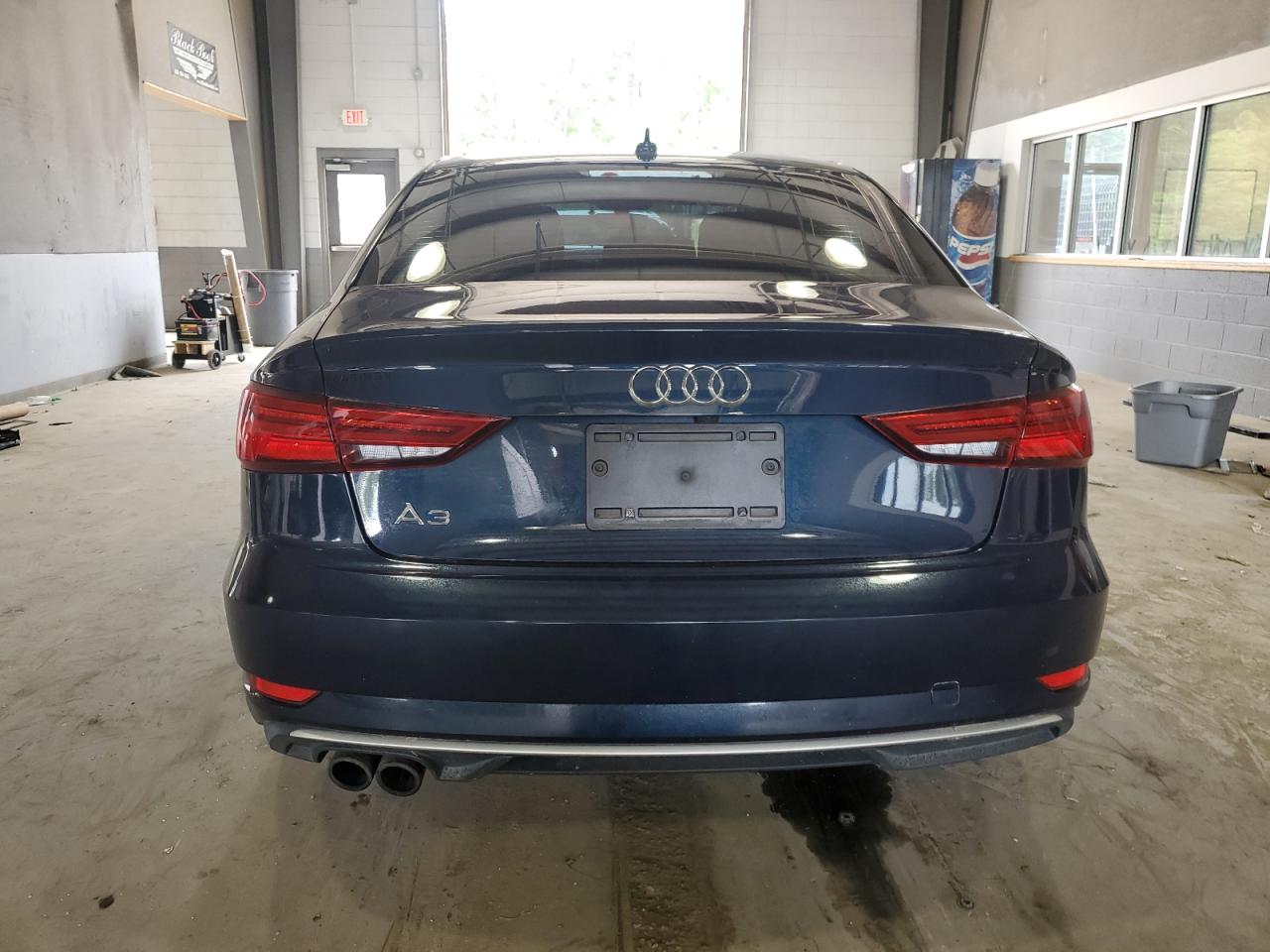 WAUAUGFF9J1039255 2018 Audi A3 Premium