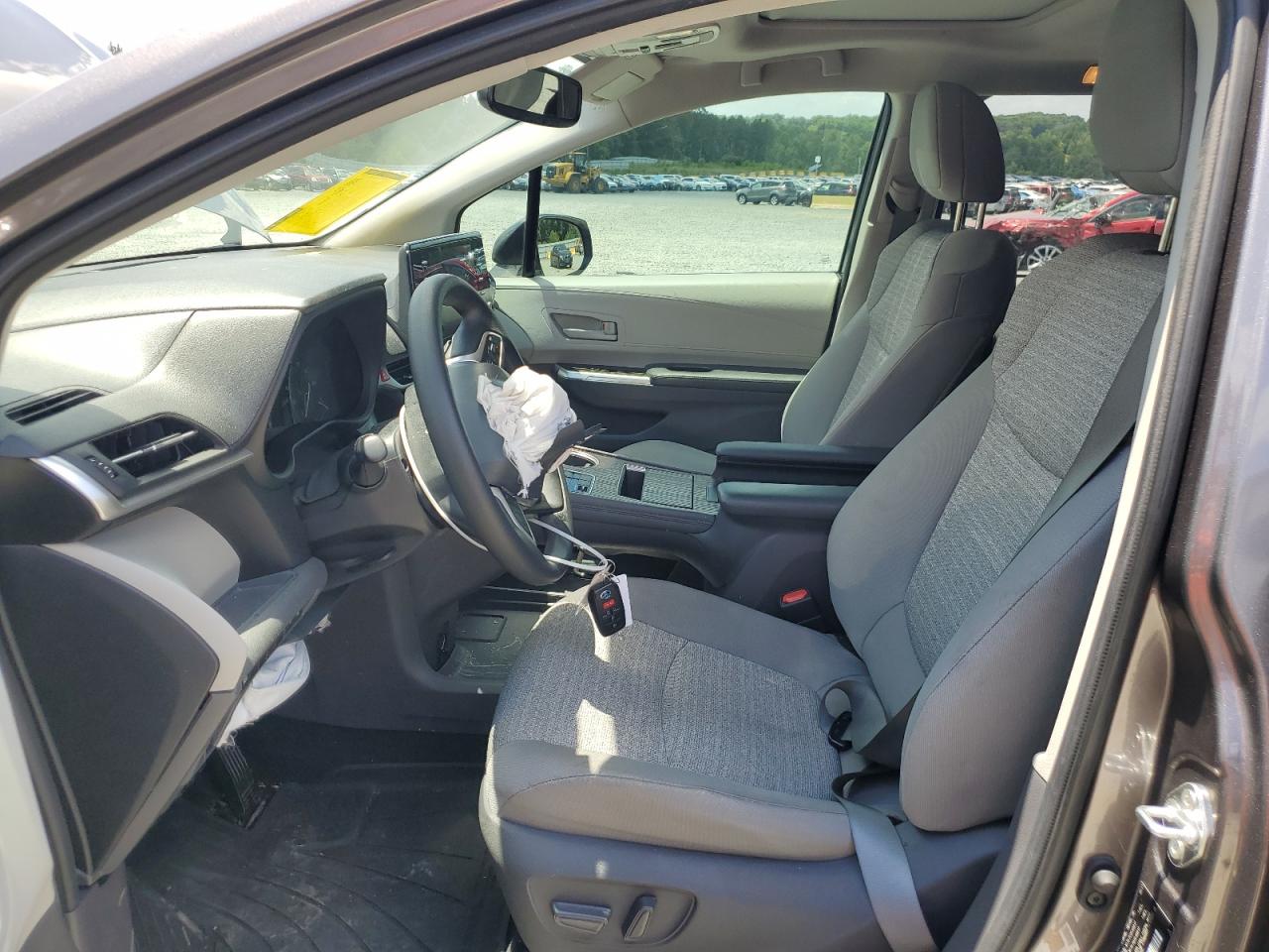 5TDBSKFC4MS023851 2021 Toyota Sienna Le