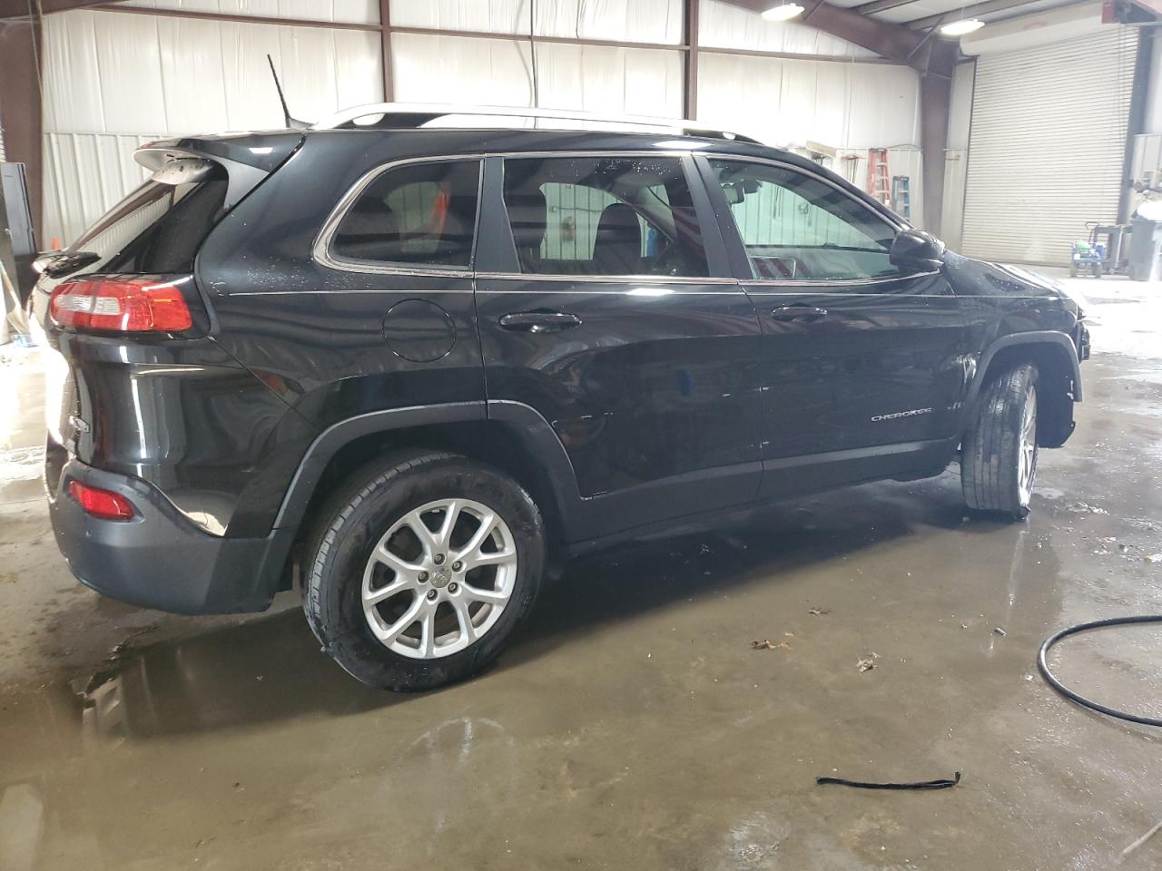 1C4PJMCB4GW182776 2016 Jeep Cherokee Latitude