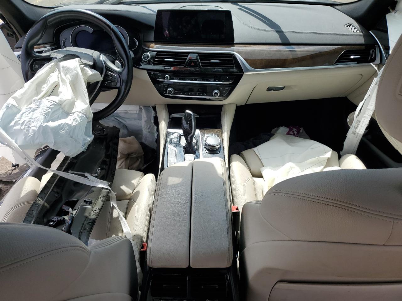 WBAJA7C31HWA70776 2017 BMW 530 Xi