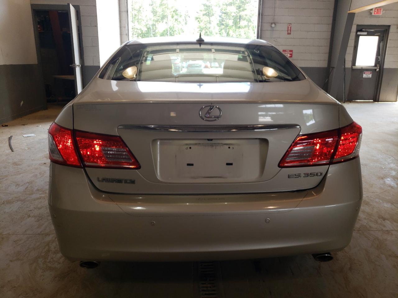 JTHBK1EG5B2465118 2011 Lexus Es 350