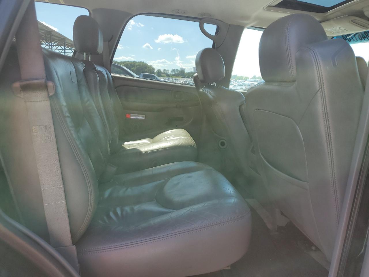 1GNEK13Z63R268395 2003 Chevrolet Tahoe K1500