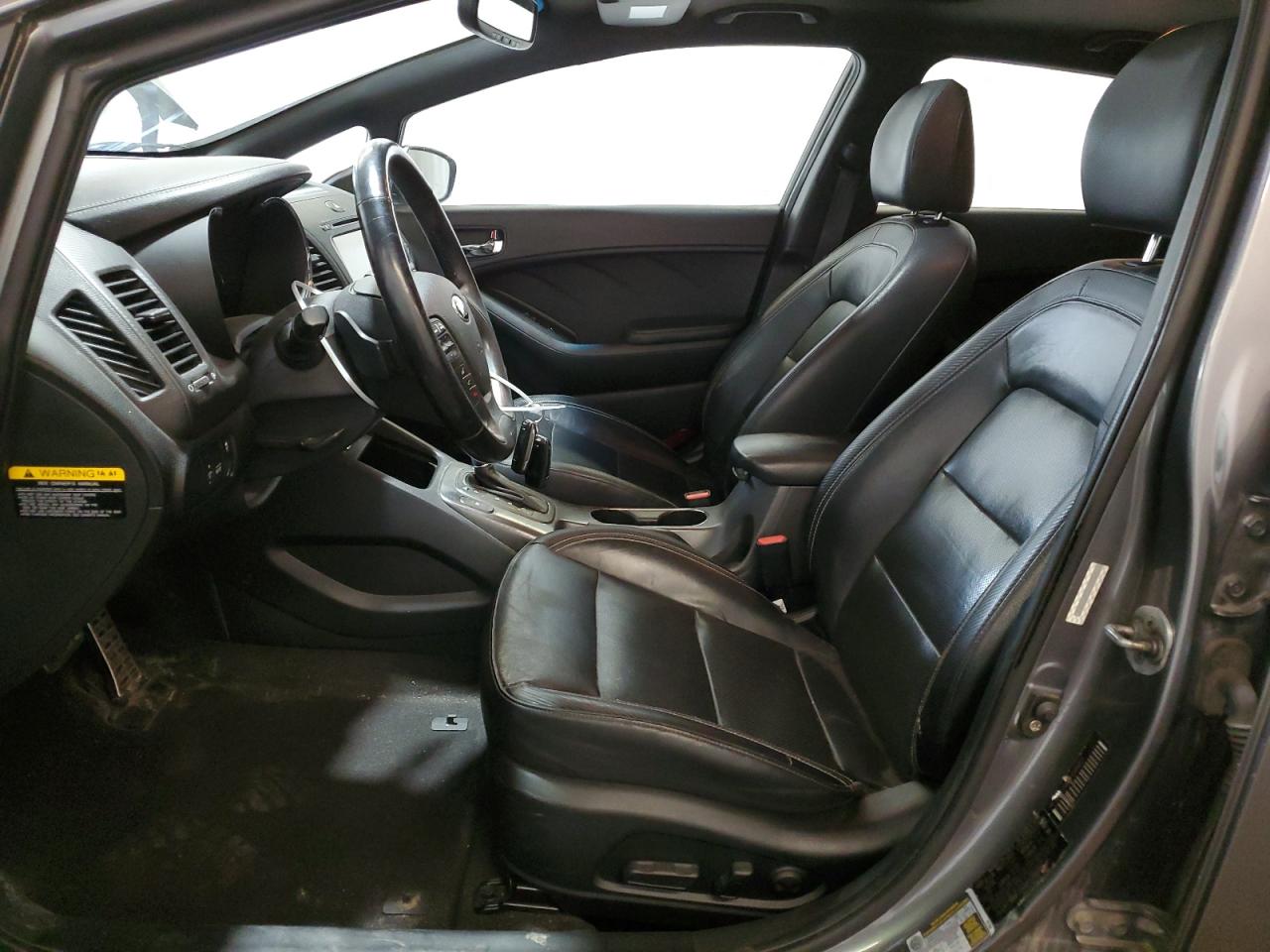 KNAFZ5A38F5388027 2015 Kia Forte Sx