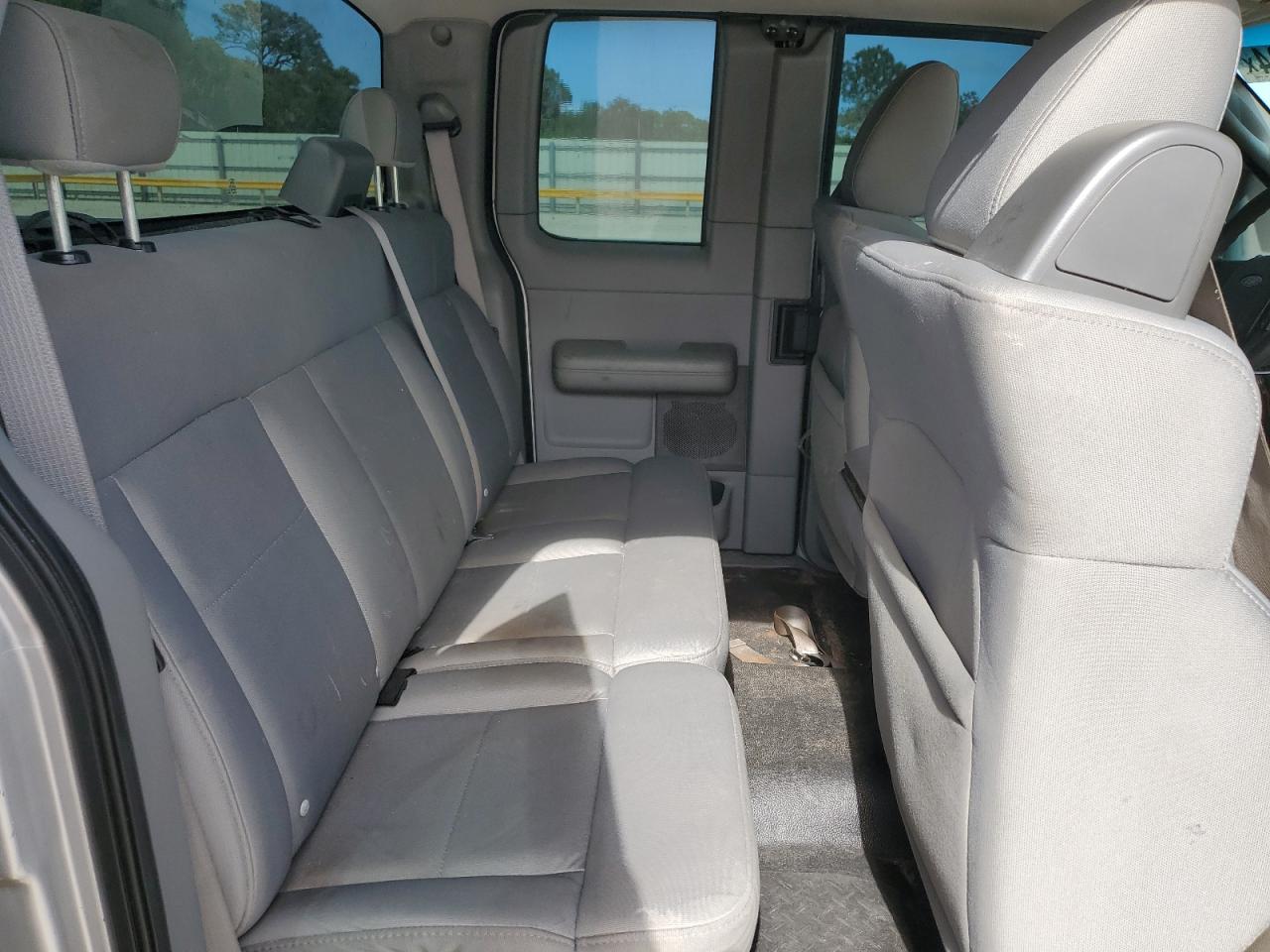 1FTRX12W37NA75587 2007 Ford F150