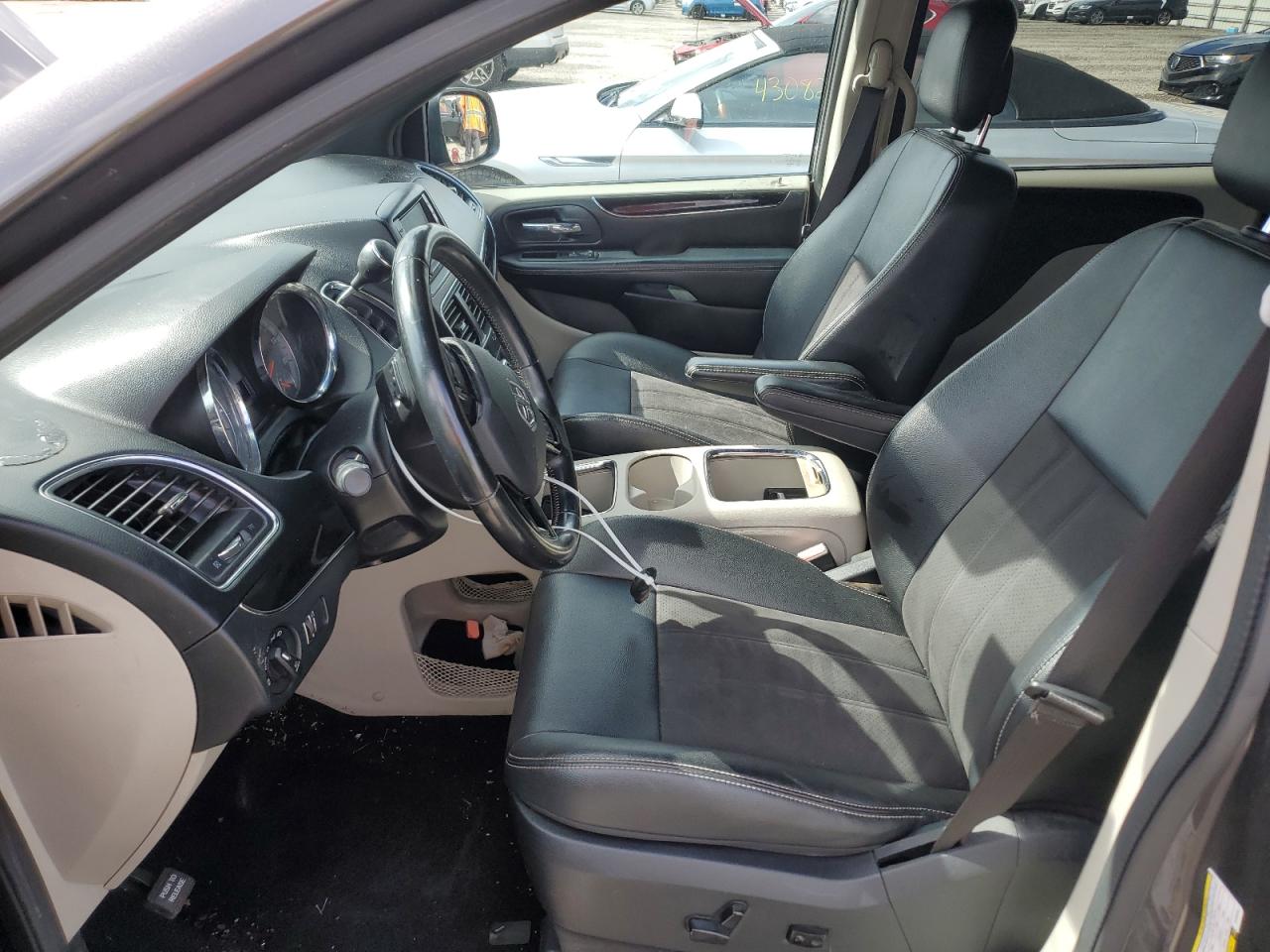 2C4RDGCG5LR152878 2020 Dodge Grand Caravan Sxt