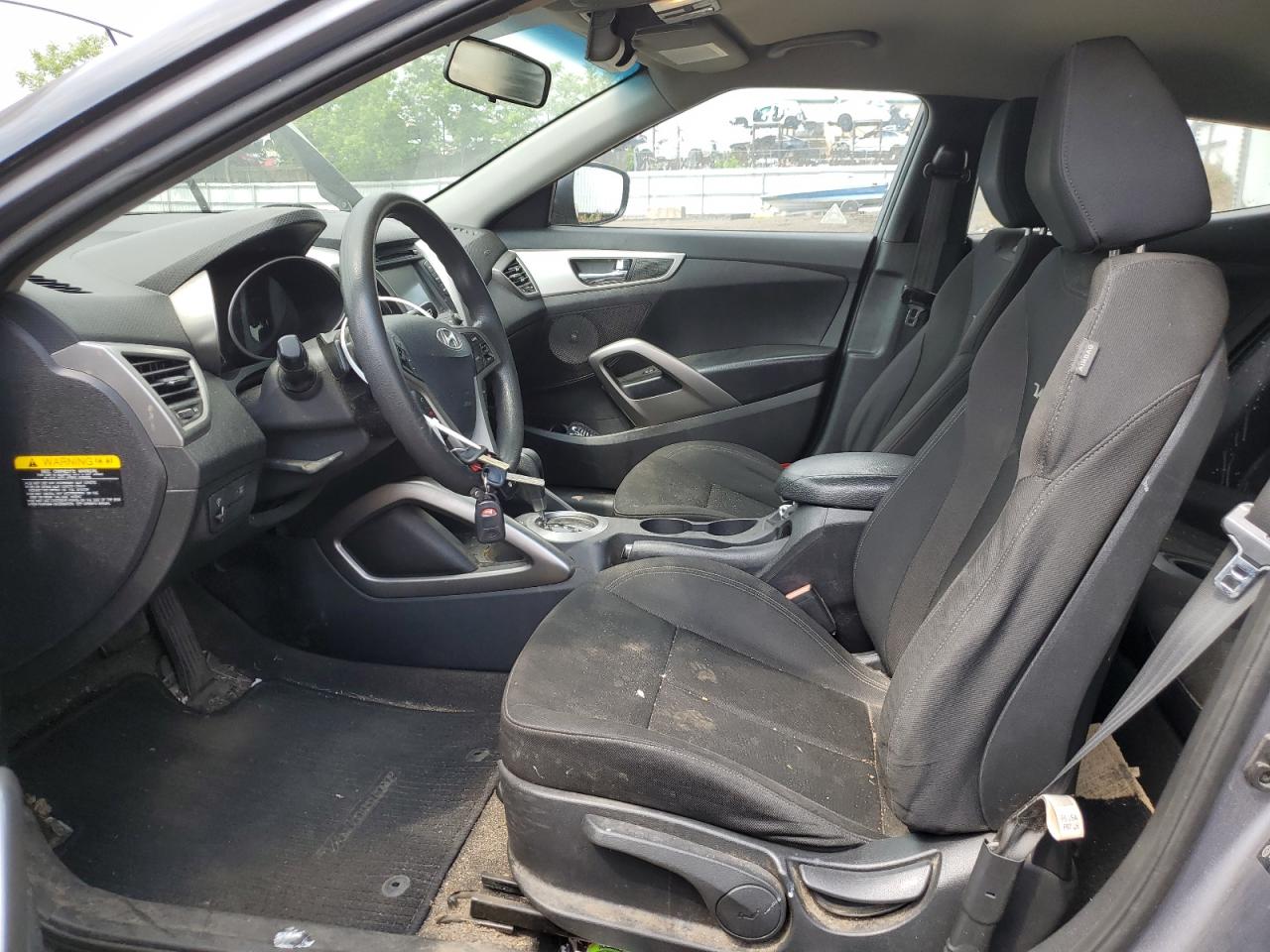 KMHTC6AD3GU266796 2016 Hyundai Veloster