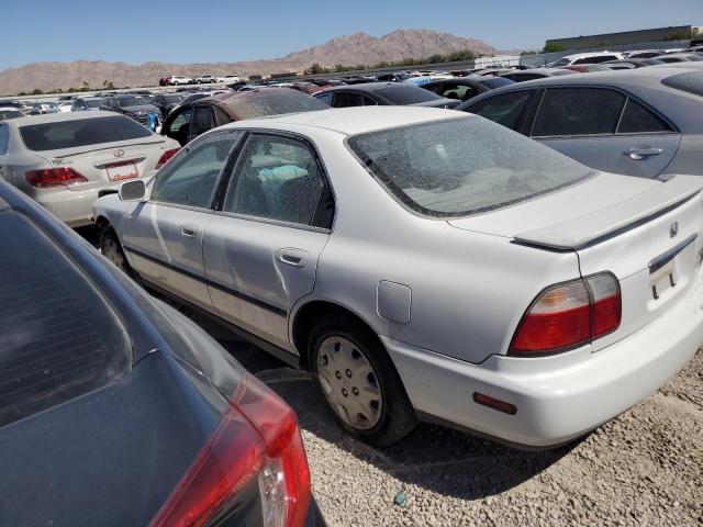 1996 Honda Accord Lx VIN: 1HGCD5633TA260960 Lot: 44066214