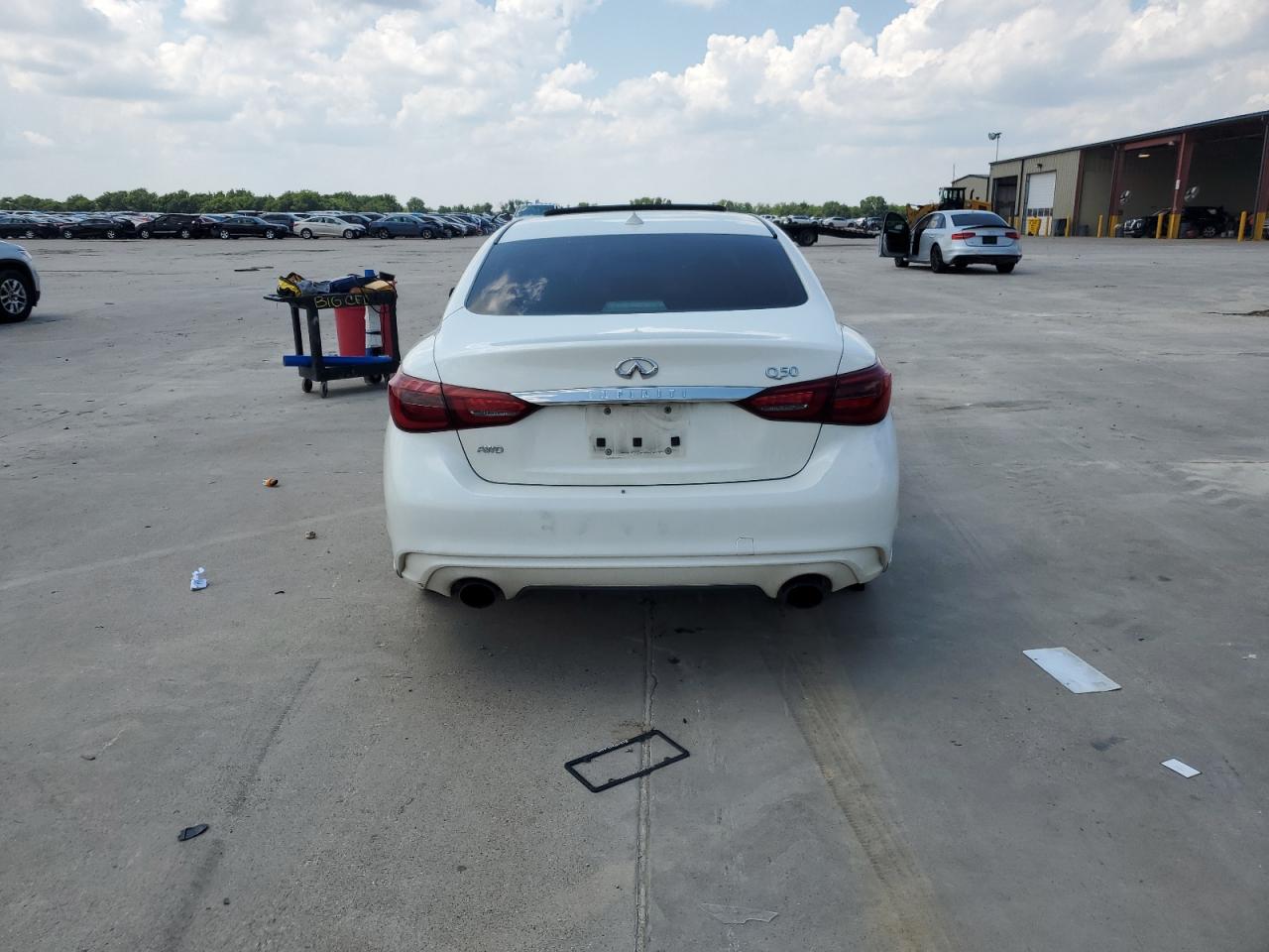 JN1EV7AR4JM430513 2018 Infiniti Q50 Luxe