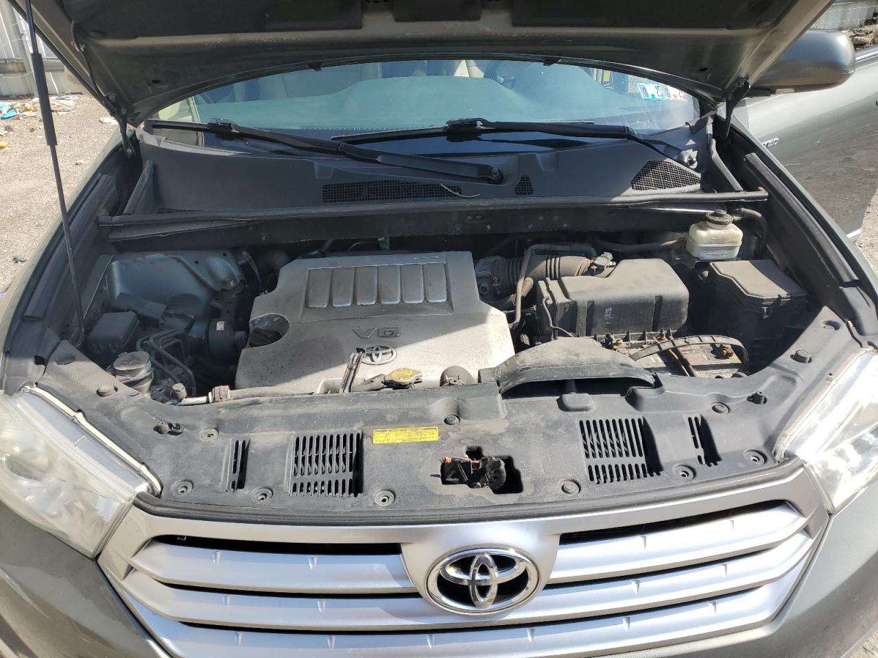 5TDDK3EH5BS051506 2011 Toyota Highlander Limited