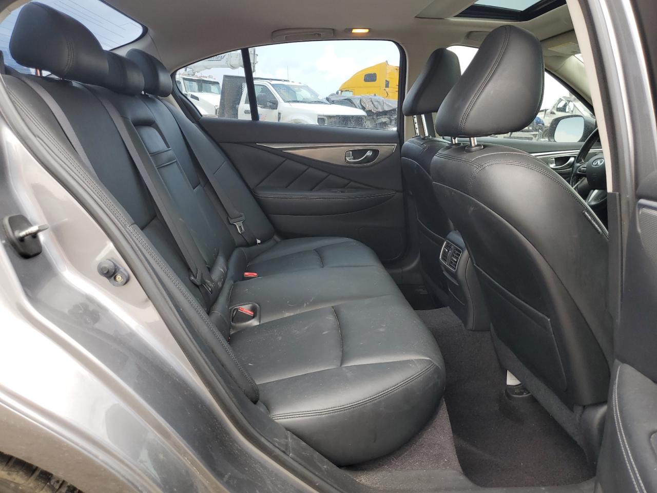 JN1BV7AR1EM695964 2014 Infiniti Q50 Base