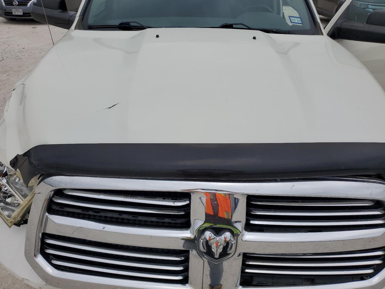 1C6RR6LT3GS210412 2016 Ram 1500 Slt