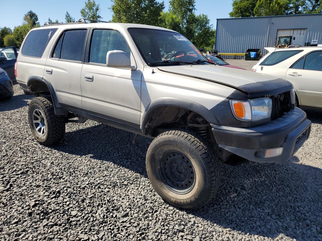 JT3HN86R5Y0295329 2000 Toyota 4Runner Sr5