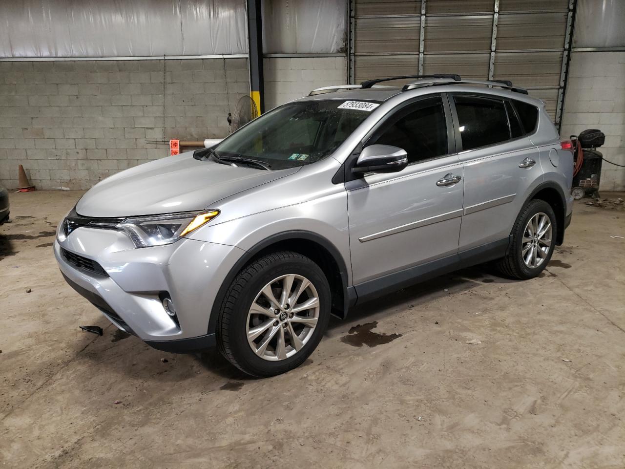 2T3DFREV8HW628422 2017 Toyota Rav4 Limited