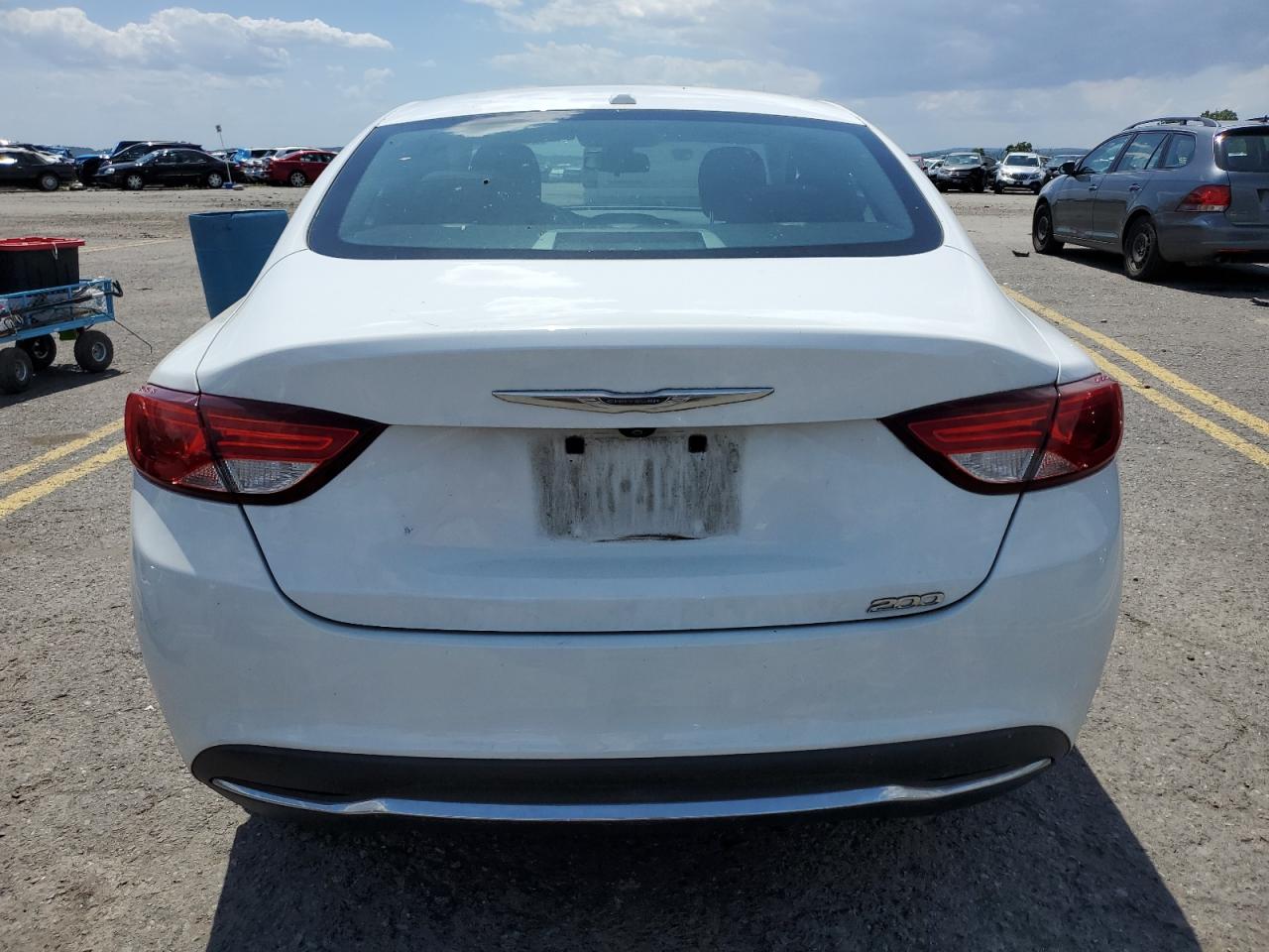 1C3CCCAB0FN616917 2015 Chrysler 200 Limited