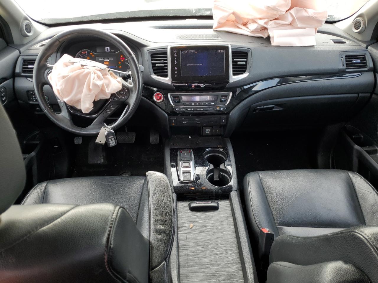 5FNYF6H92JB003802 2018 Honda Pilot Touring