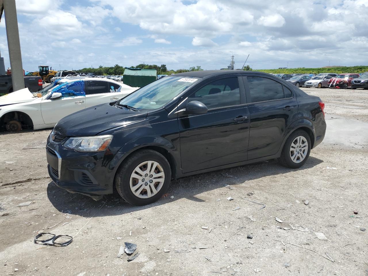 2017 Chevrolet Sonic Ls vin: 1G1JB5SH7H4159819