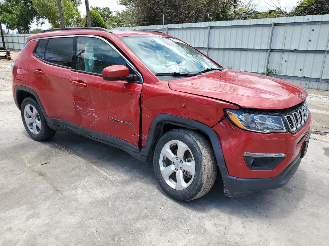 2020 Jeep Compass Latitude vin: 3C4NJDBB6LT174011