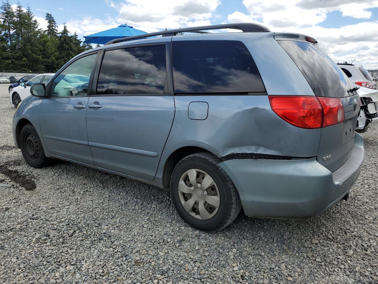 5TDKK4CC3AS317737 2010 Toyota Sienna Ce