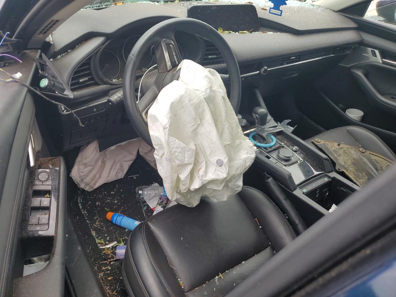 3MZBPADL1NM314157 2022 Mazda 3 Premium