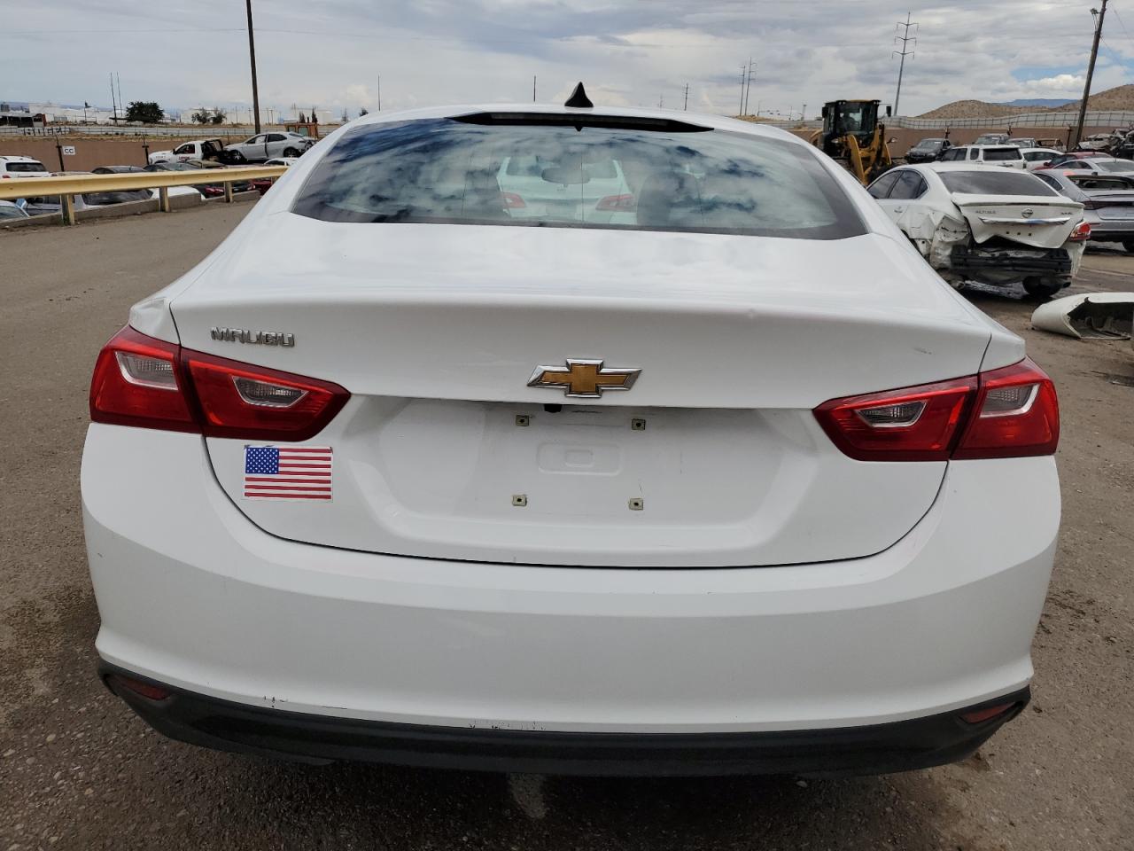 2018 Chevrolet Malibu Ls vin: 1G1ZB5ST5JF292399