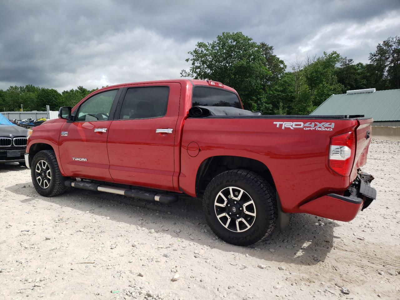 5TFHY5F1XHX637828 2017 Toyota Tundra Crewmax Limited