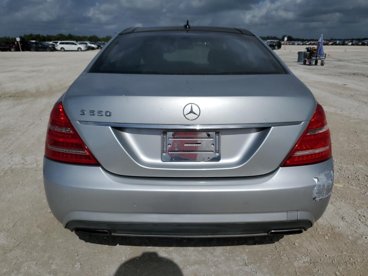 2012 Mercedes-Benz S 550 vin: WDDNG7DB3CA420216