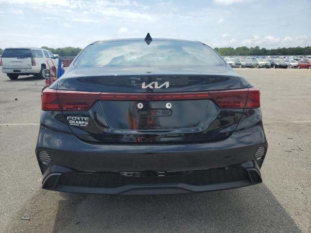 3KPF24AD9PE690944 Kia Forte LX 6