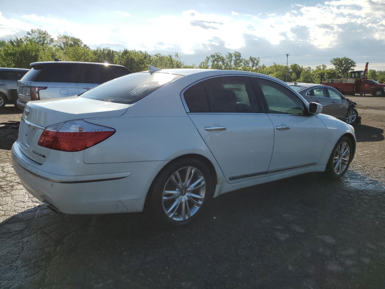 KMHGC4DF7AU101358 2010 Hyundai Genesis 4.6L