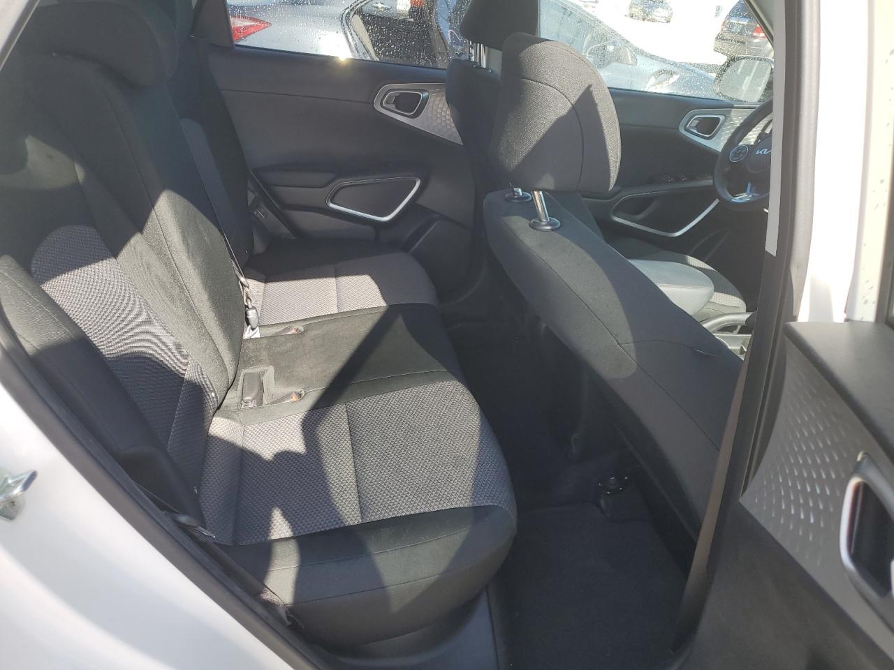 KNDJ23AUXN7173623 2022 Kia Soul Lx