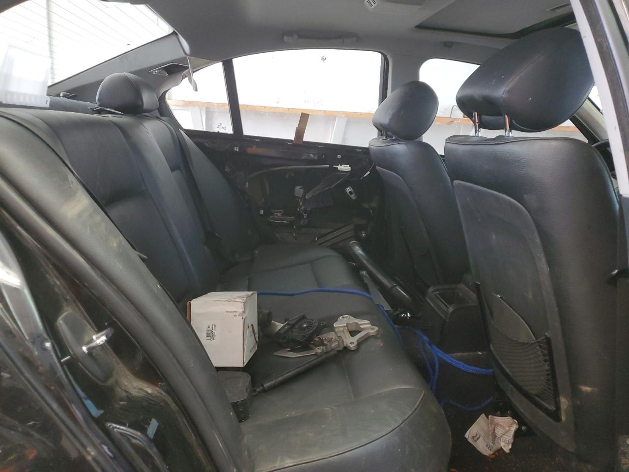 WBAEV33404KR29863 2004 BMW 325 I