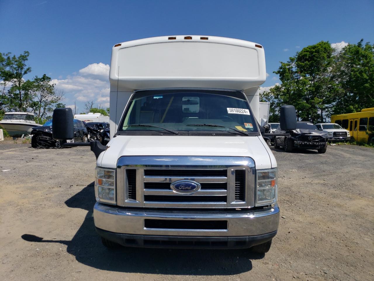 2013 Ford Econoline E450 Super Duty Cutaway Van vin: 1FDFE4FS5DDB12654