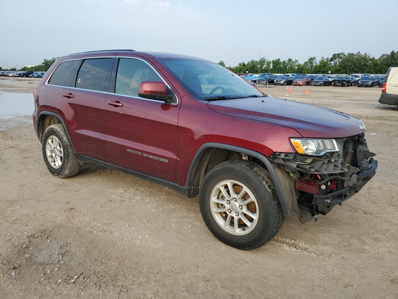 2018 Jeep Grand Cherokee Laredo vin: 1C4RJEAGXJC275369