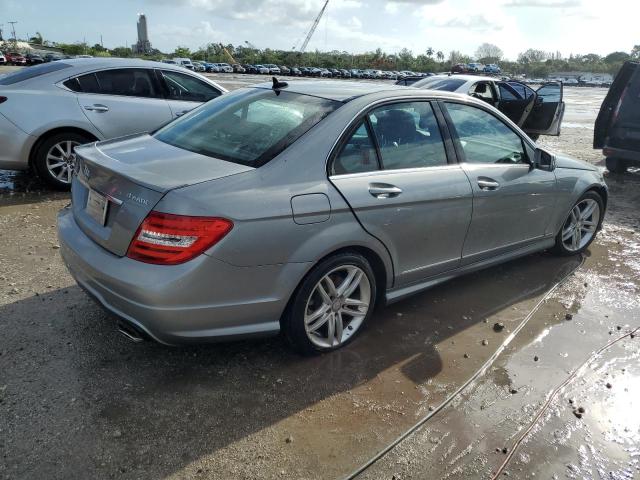 VIN WDDGF8AB4EA939364 2014 Mercedes-Benz C-Class, 3... no.3