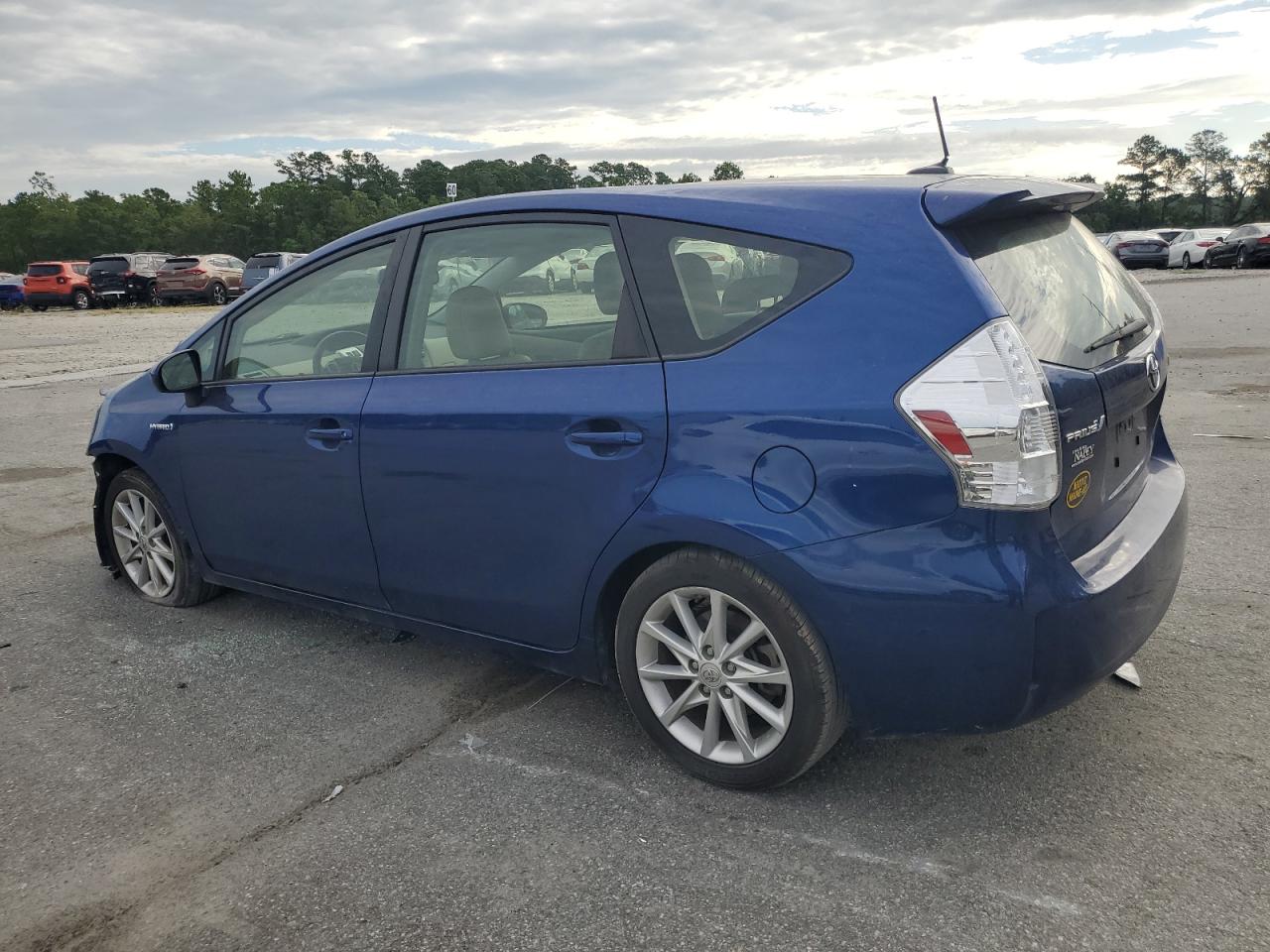 JTDZN3EU9E3300115 2014 Toyota Prius V