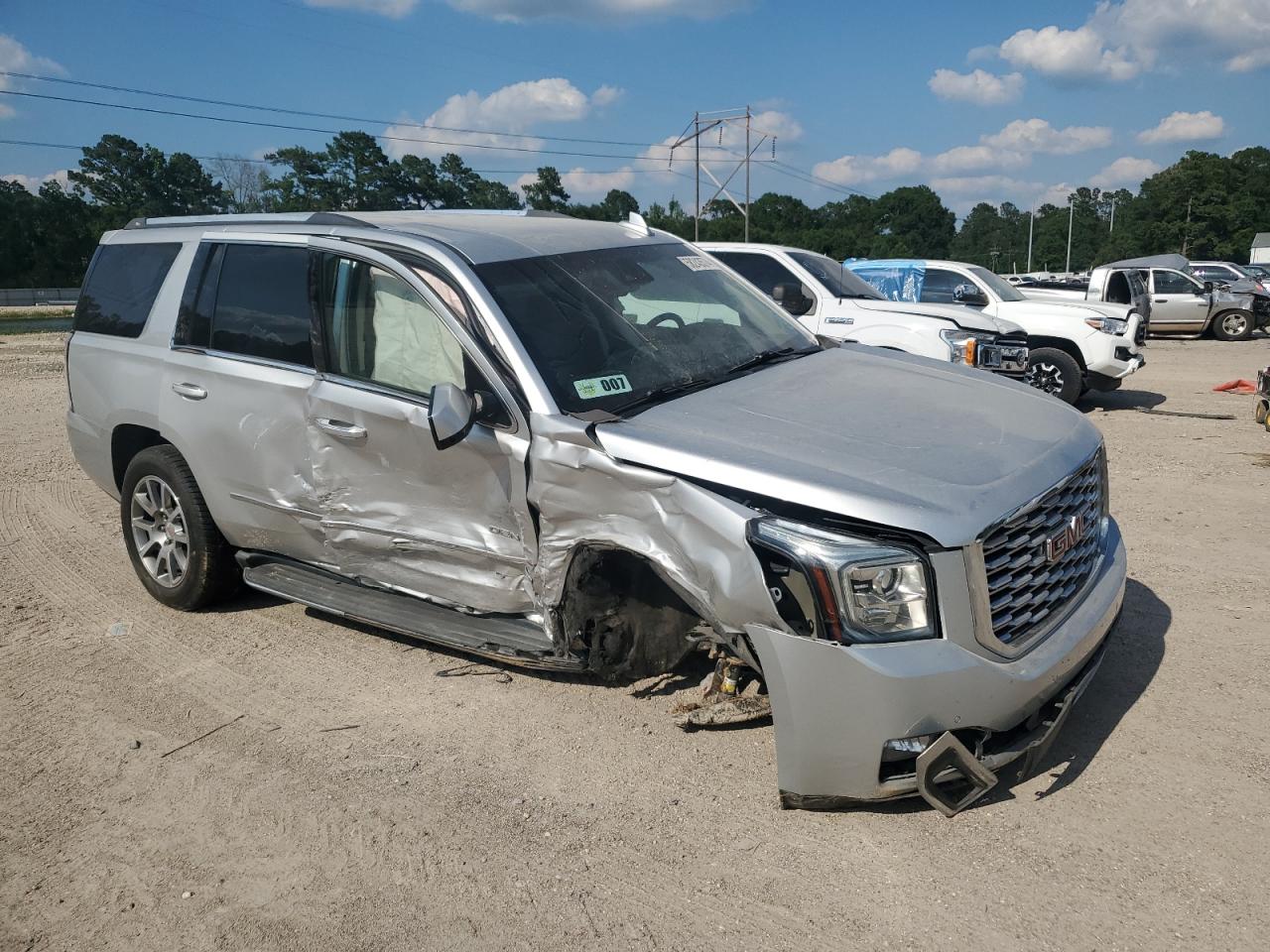 2018 GMC Yukon Denali vin: 1GKS1CKJ1JR238227