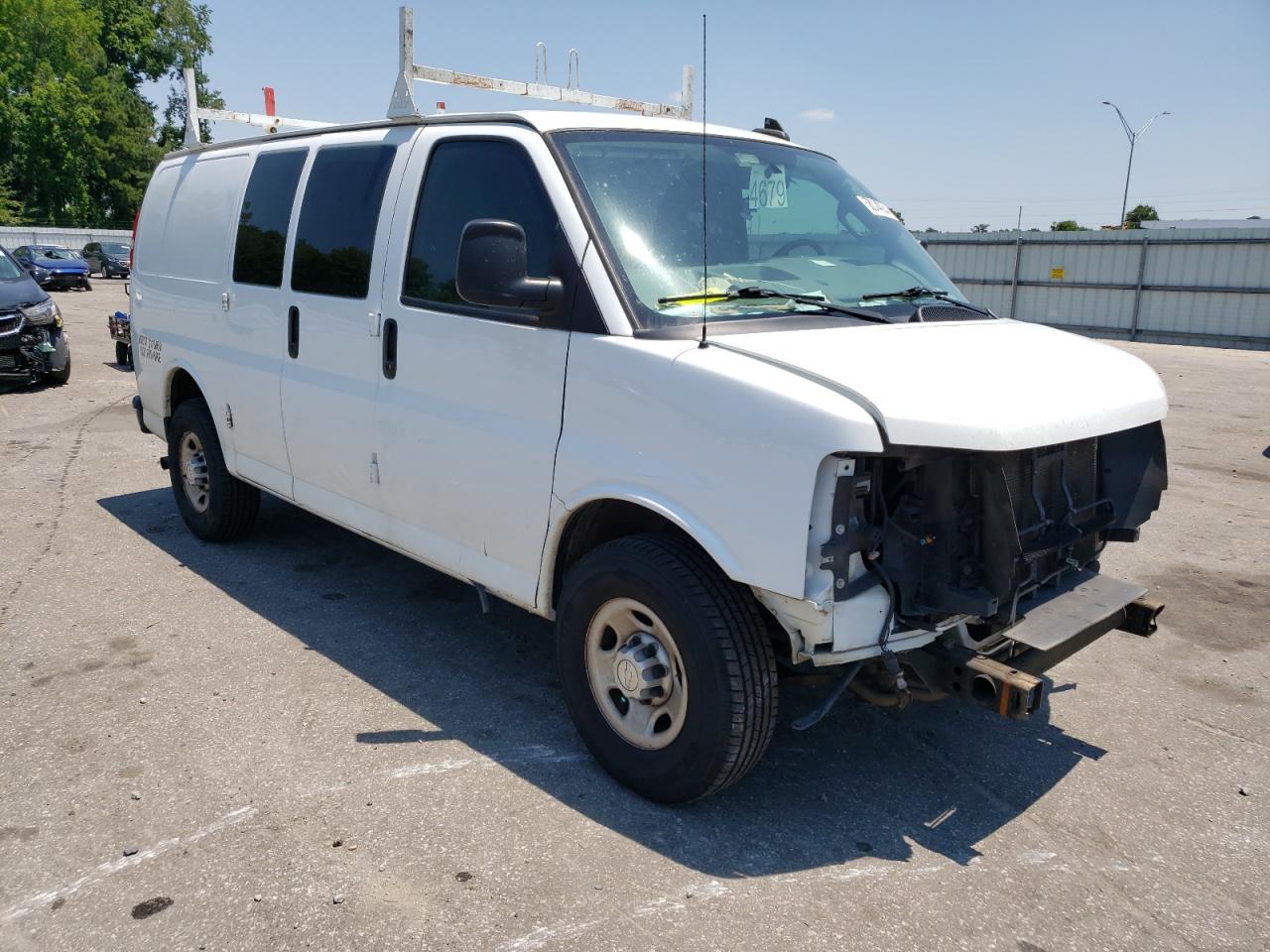 1GCWGAFG3K1236848 2019 Chevrolet Express G2500