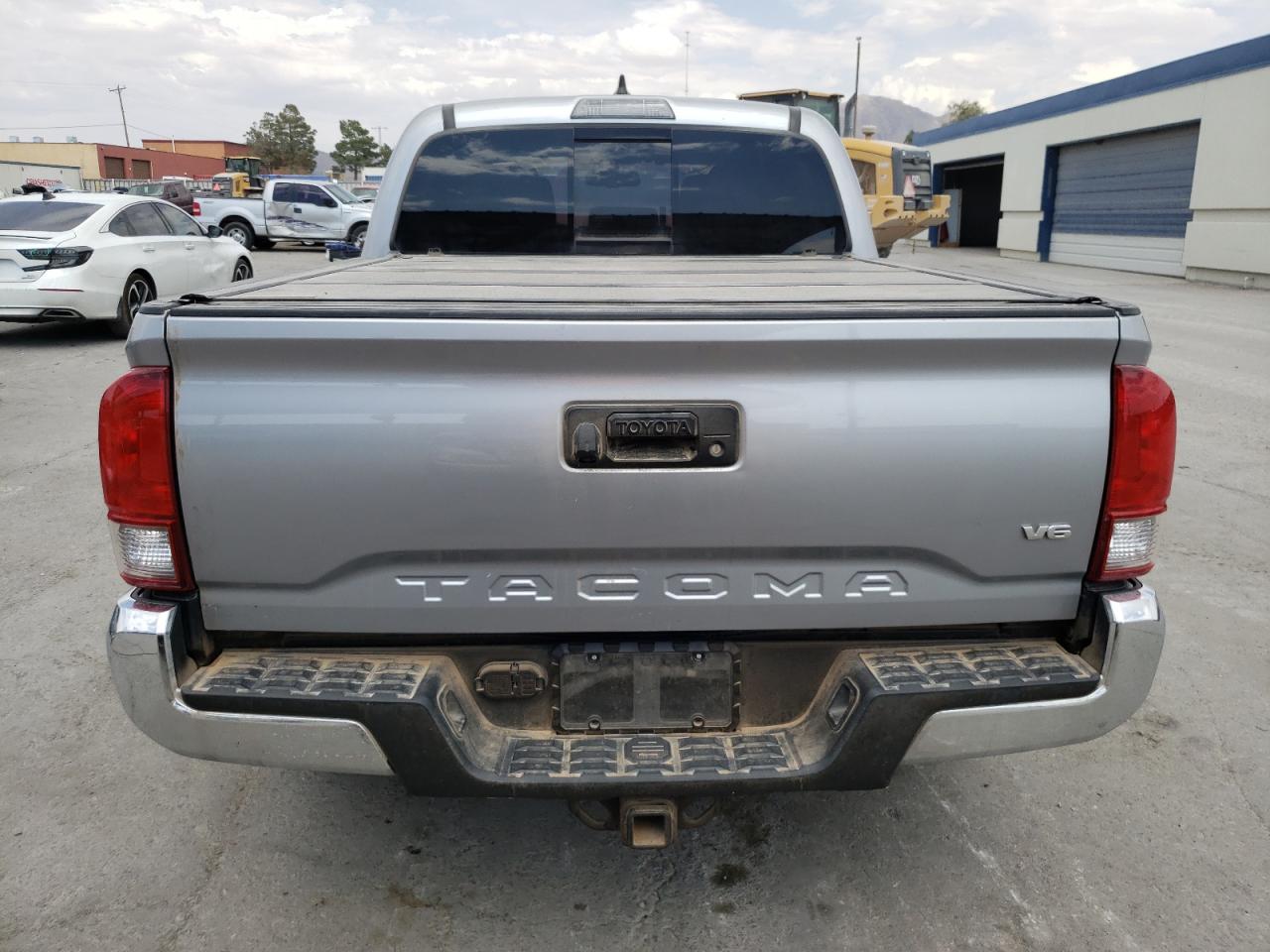 5TFCZ5AN3HX082724 2017 Toyota Tacoma Double Cab
