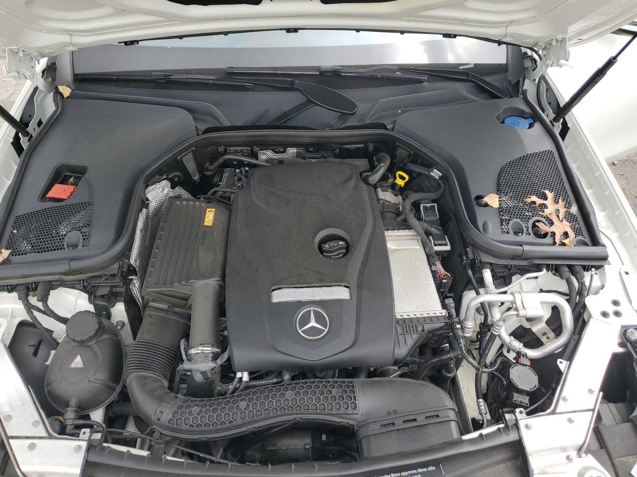 WDDZF4KB1HA208170 2017 Mercedes-Benz E 300 4Matic