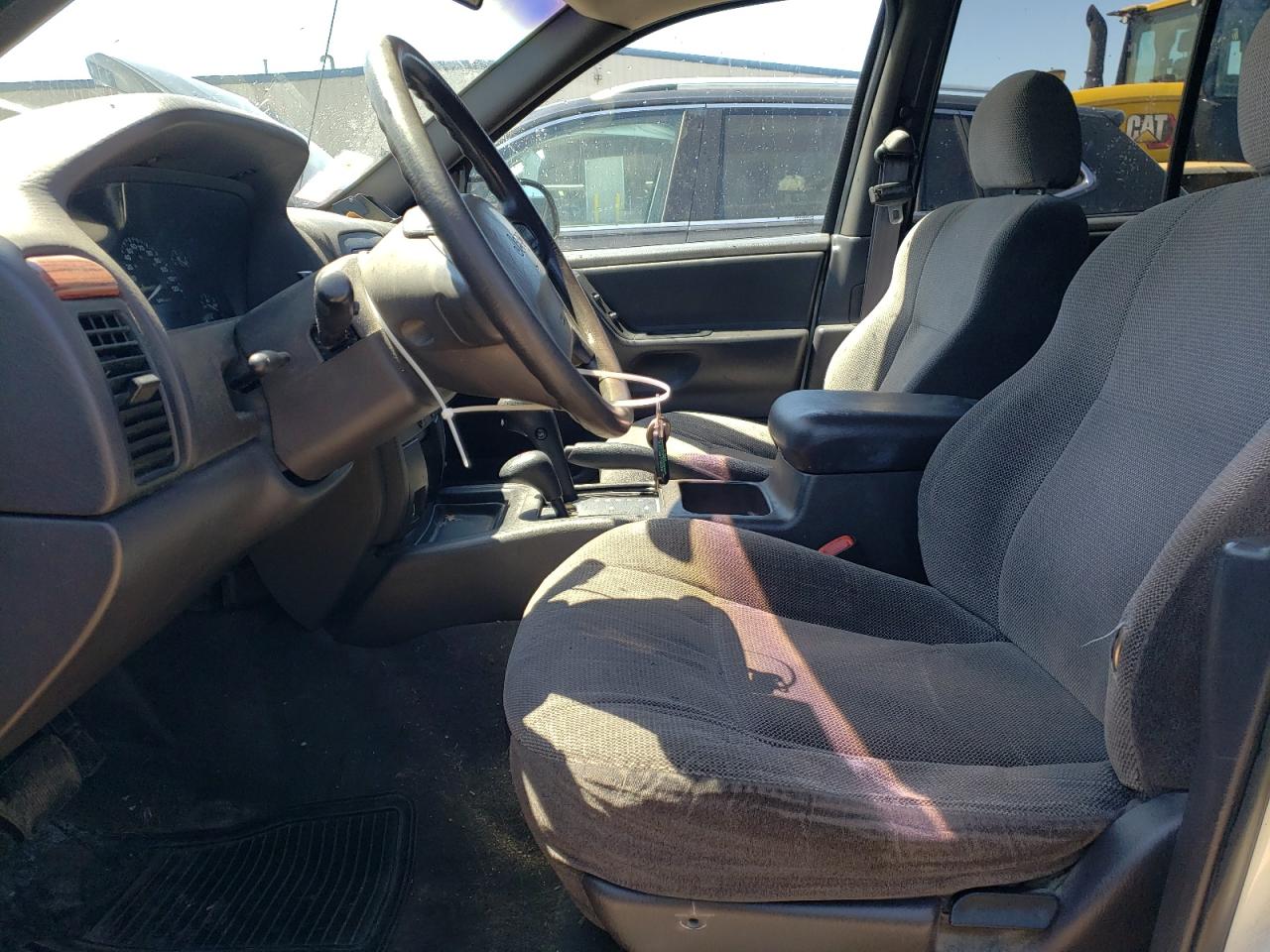 1J4GW58N1XC624208 1999 Jeep Grand Cherokee Laredo