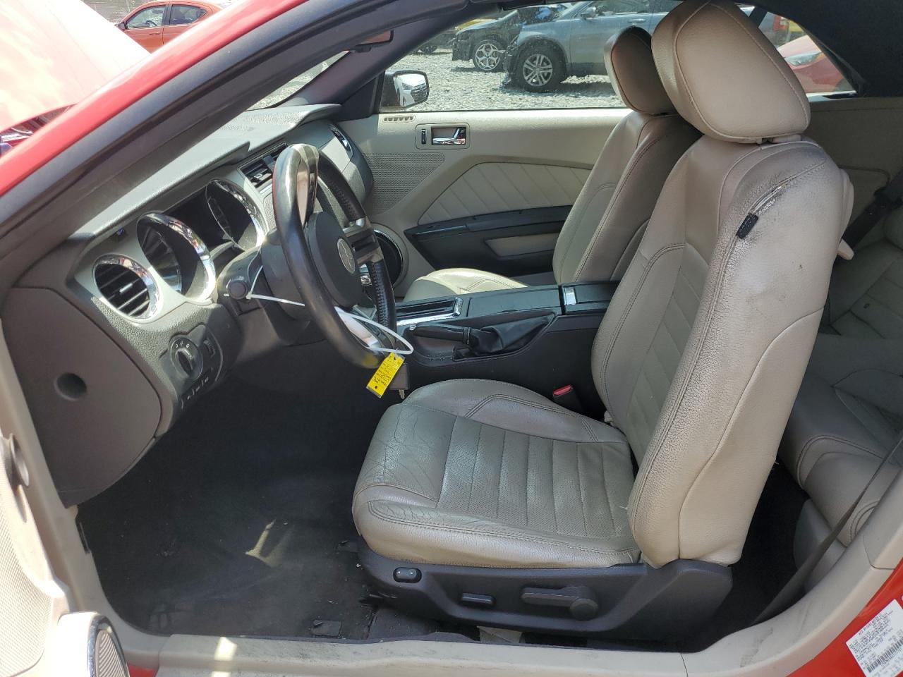 1ZVBP8EN8A5177761 2010 Ford Mustang